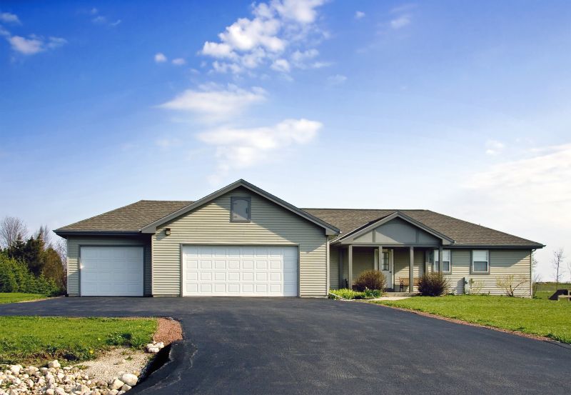 Blacktop Driveway Service